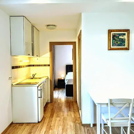 Corner דוברובניק