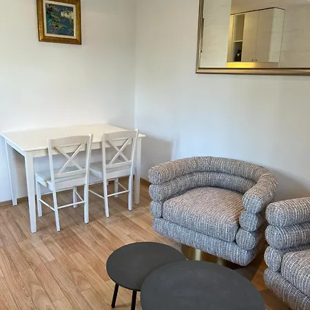 Corner * דוברובניק